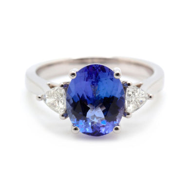 Tanzanite & Diamond Ring