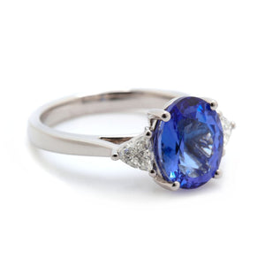 Tanzanite & Diamond Ring