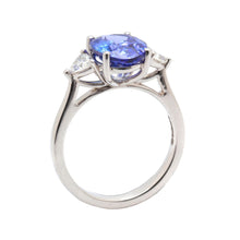 Tanzanite & Diamond Ring