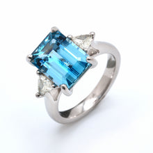 Aquamarine & Diamond Ring